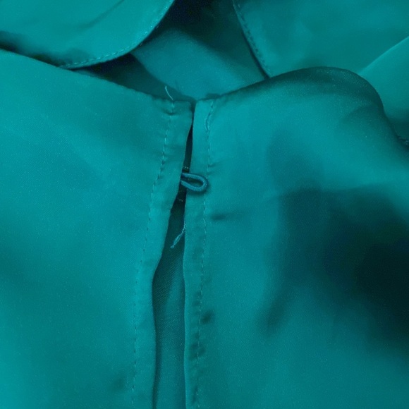 Zara Women’s Green Cowl Neck Blouse Size XS - Picture 7 of 7